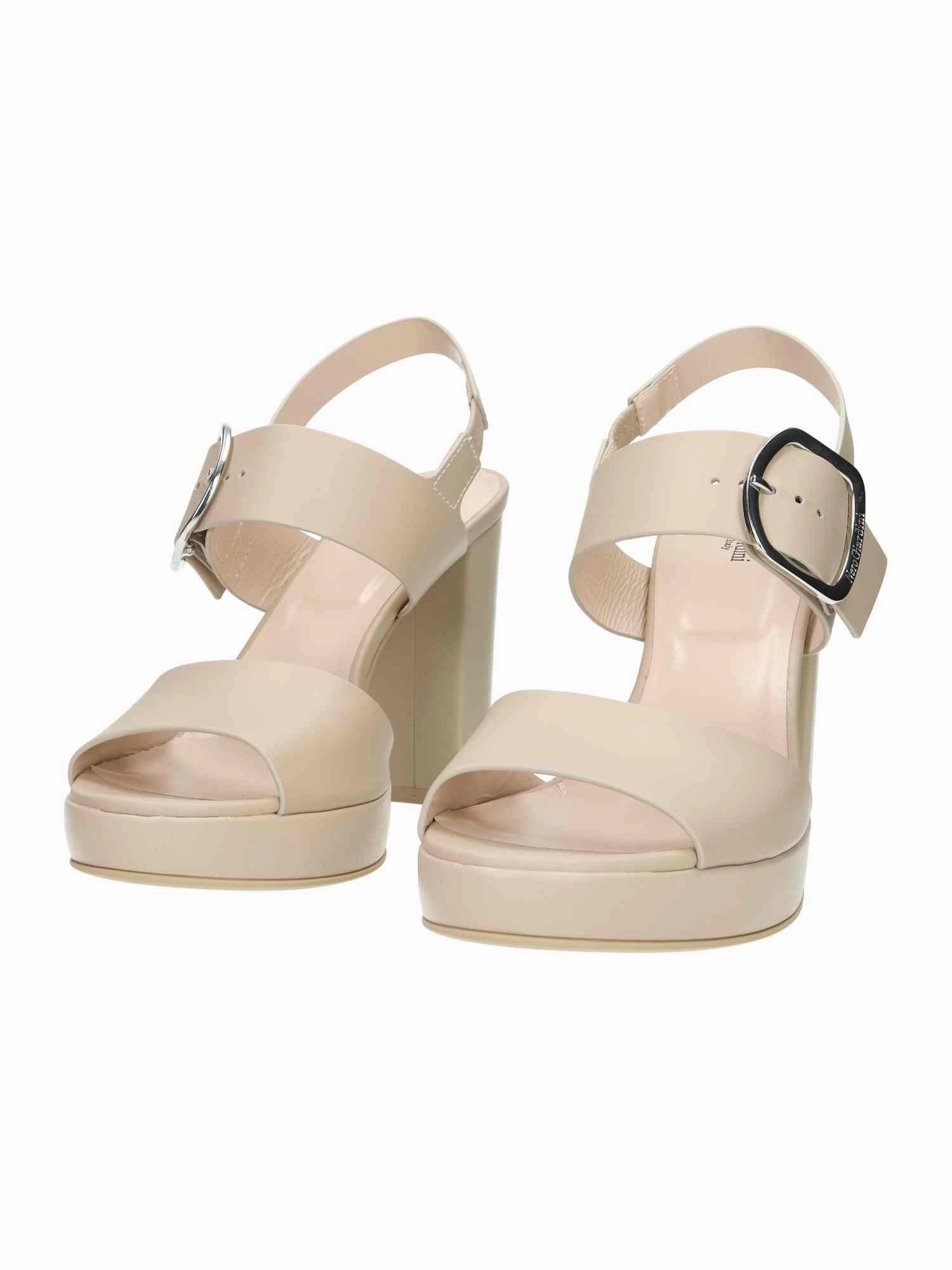 E513354D Tamigi Lino Tpu Astana Plato' 83 Vinyl Sandalen