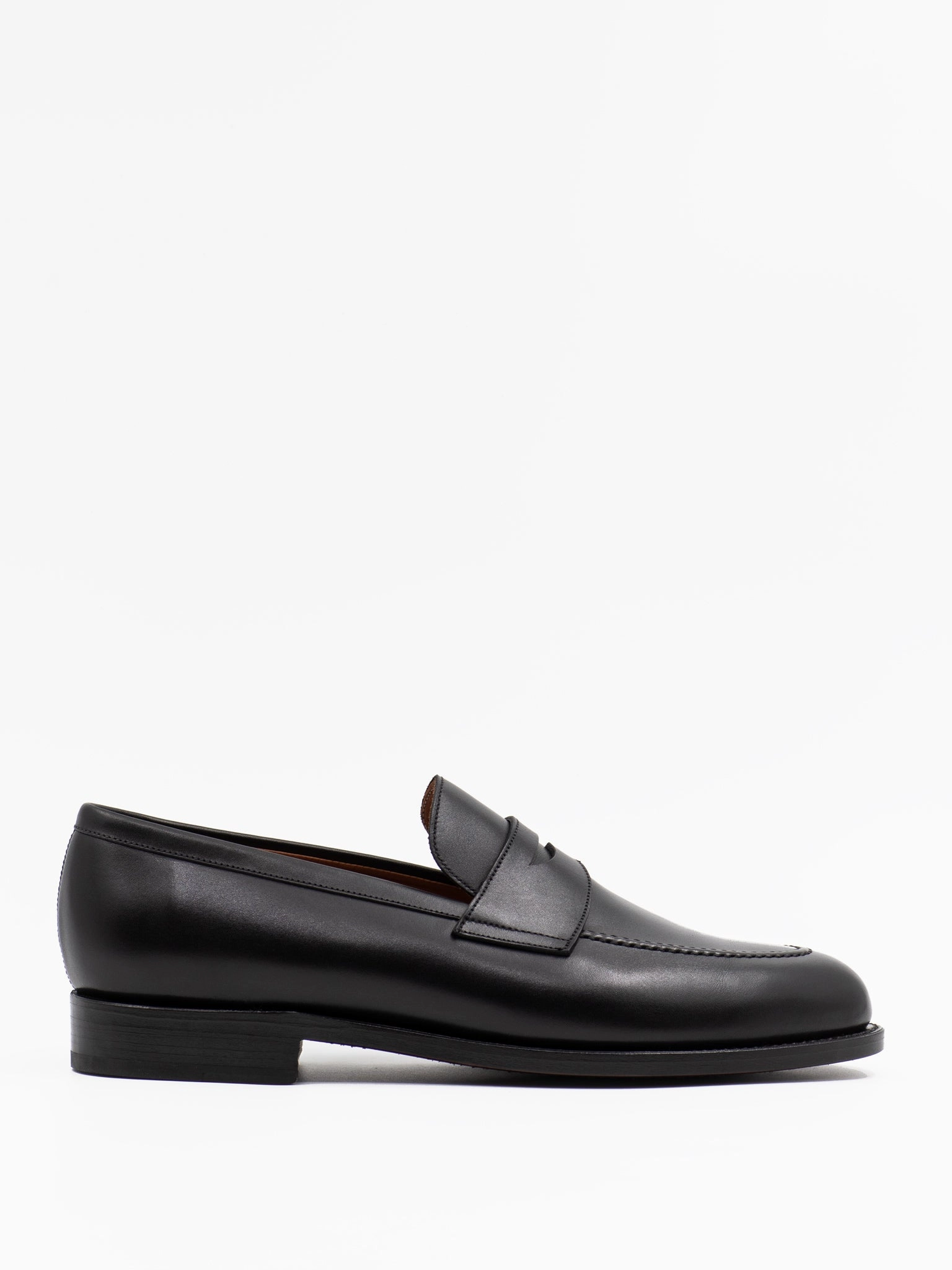 Loafers Club The Penny loafer in black leather
