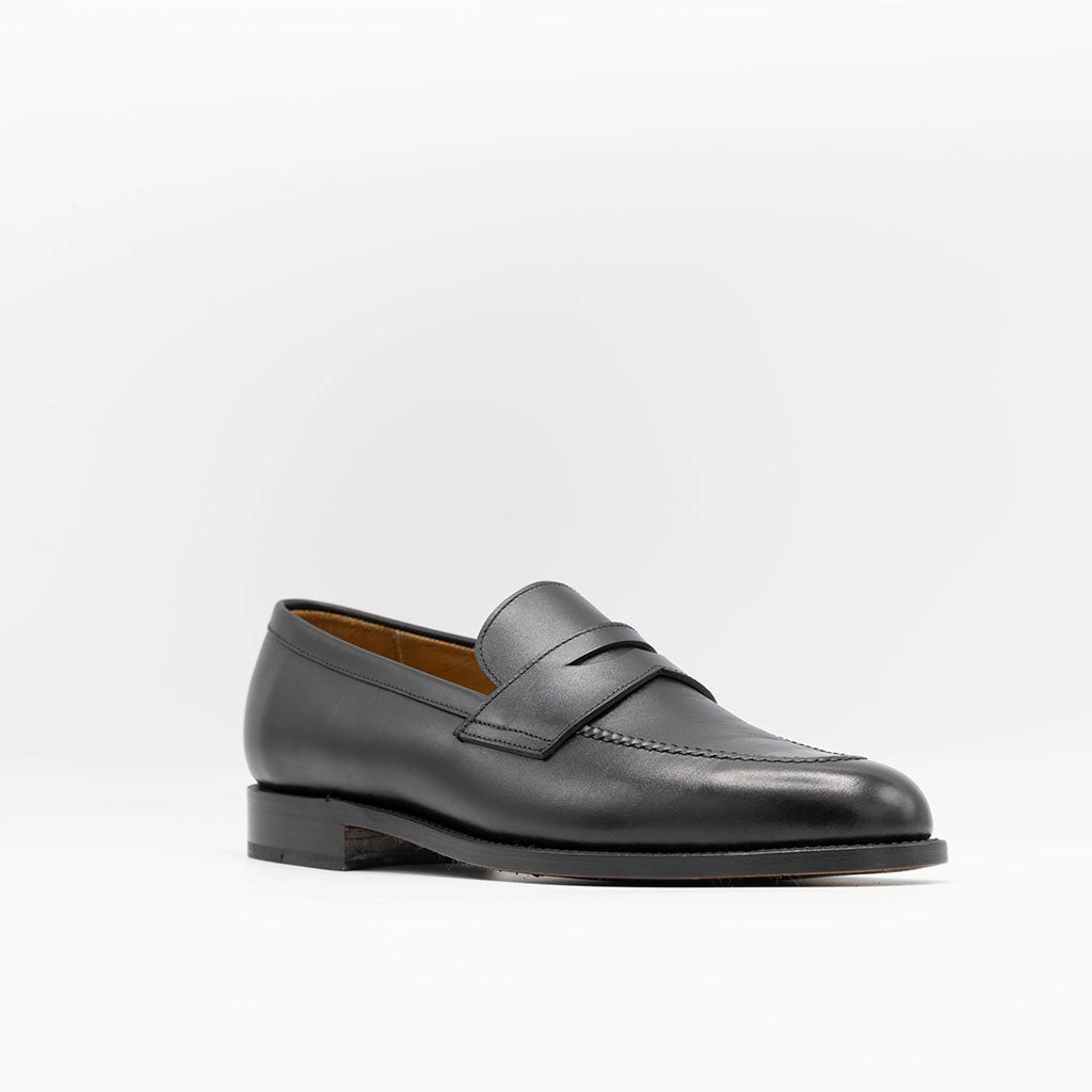 The Penny loafer in black leather Loafers Elegant