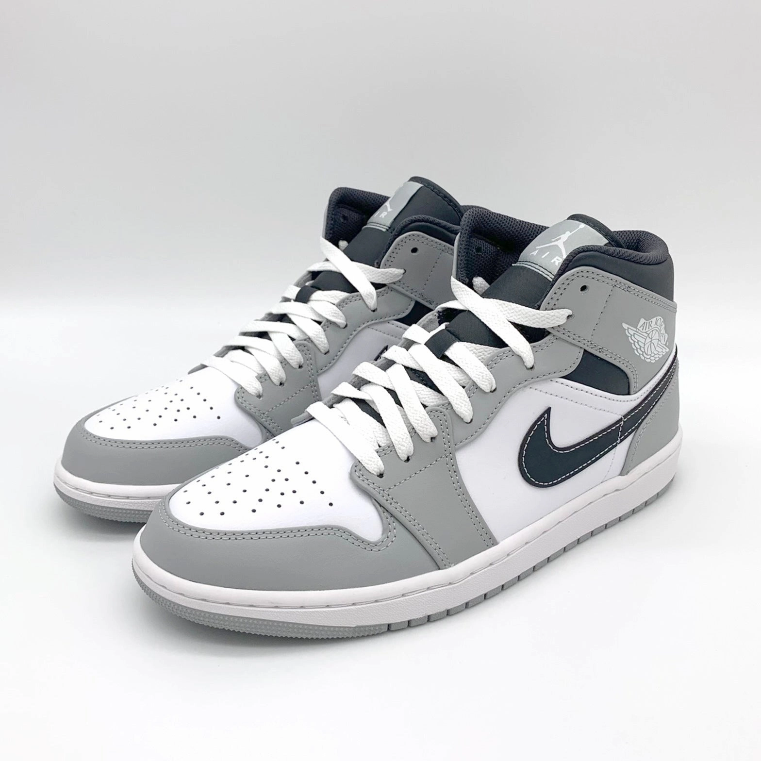 Crime Sneaker Jordan 1 Mid Light Smoke Grey Anthracite