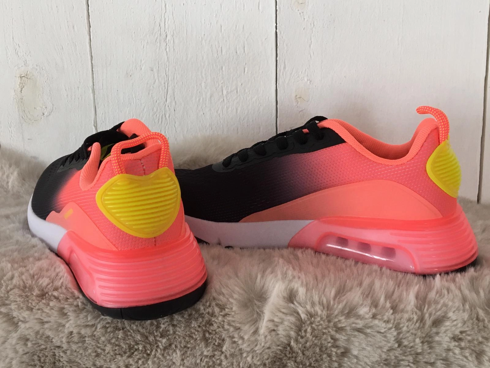 Gant Braune Sneaker Sneaker orange/schwarz Gr. 39