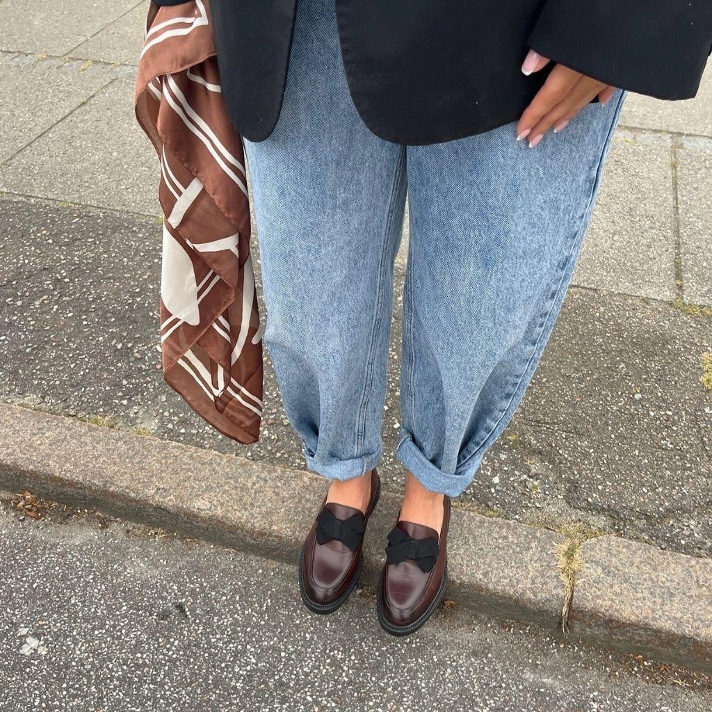 SURROUND ME LEATHER - BROWN Wide Feet Loafers