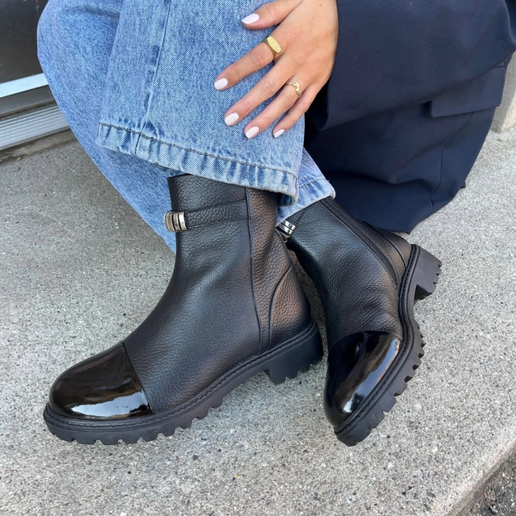 THE FAIRYTALE AND ME - BLACK/SILVER Kavalkade Stiefel