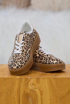 Sneaker im Leo Look mit Plateausohle, leo-metallic Sneaker Mit Gummizug