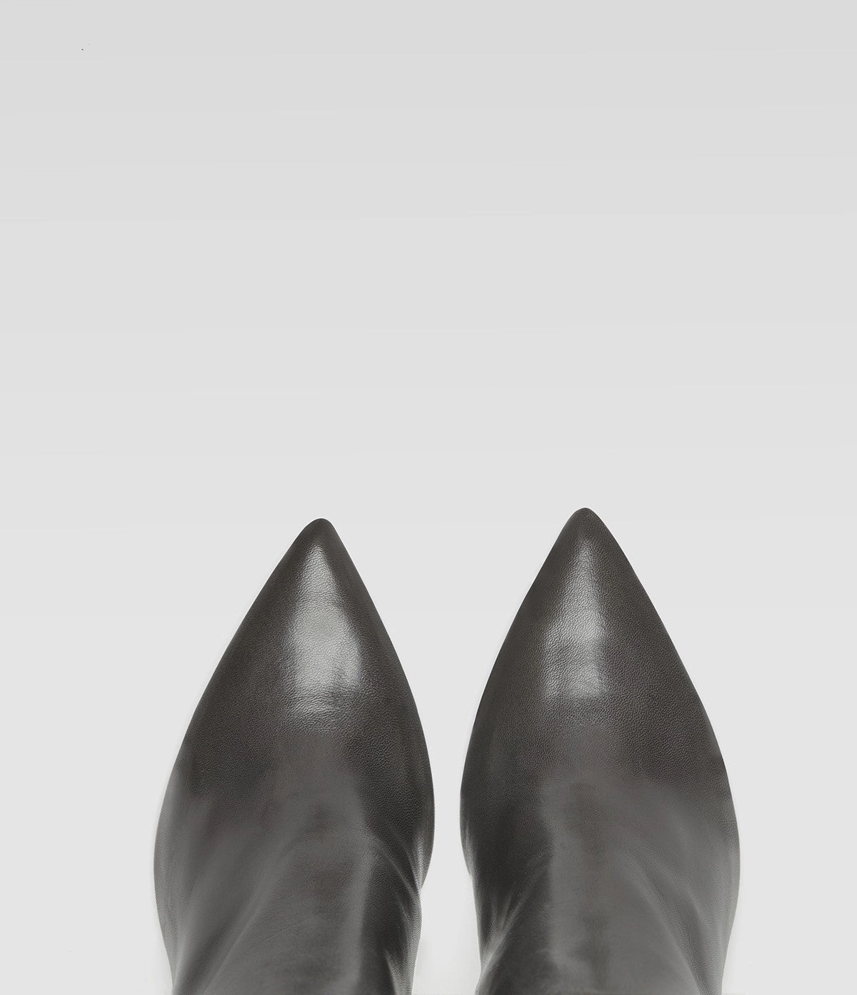 spitze Stiefelette Marta grau Zum Hosenanzug Ankle Boots