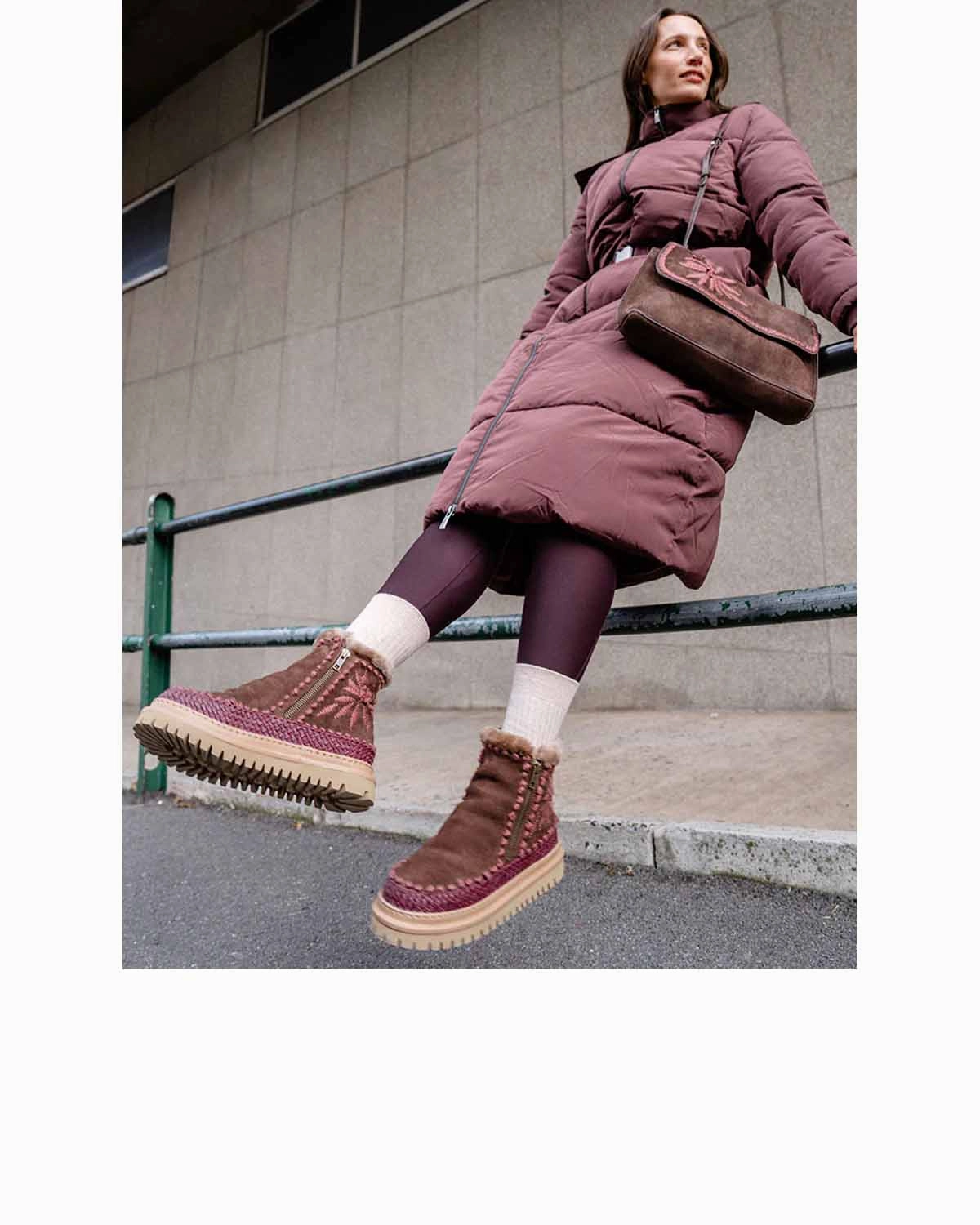 Ankle Boots Mit Nietenbesatz Laidback London Setsu 4.0 Floral Choc Suede