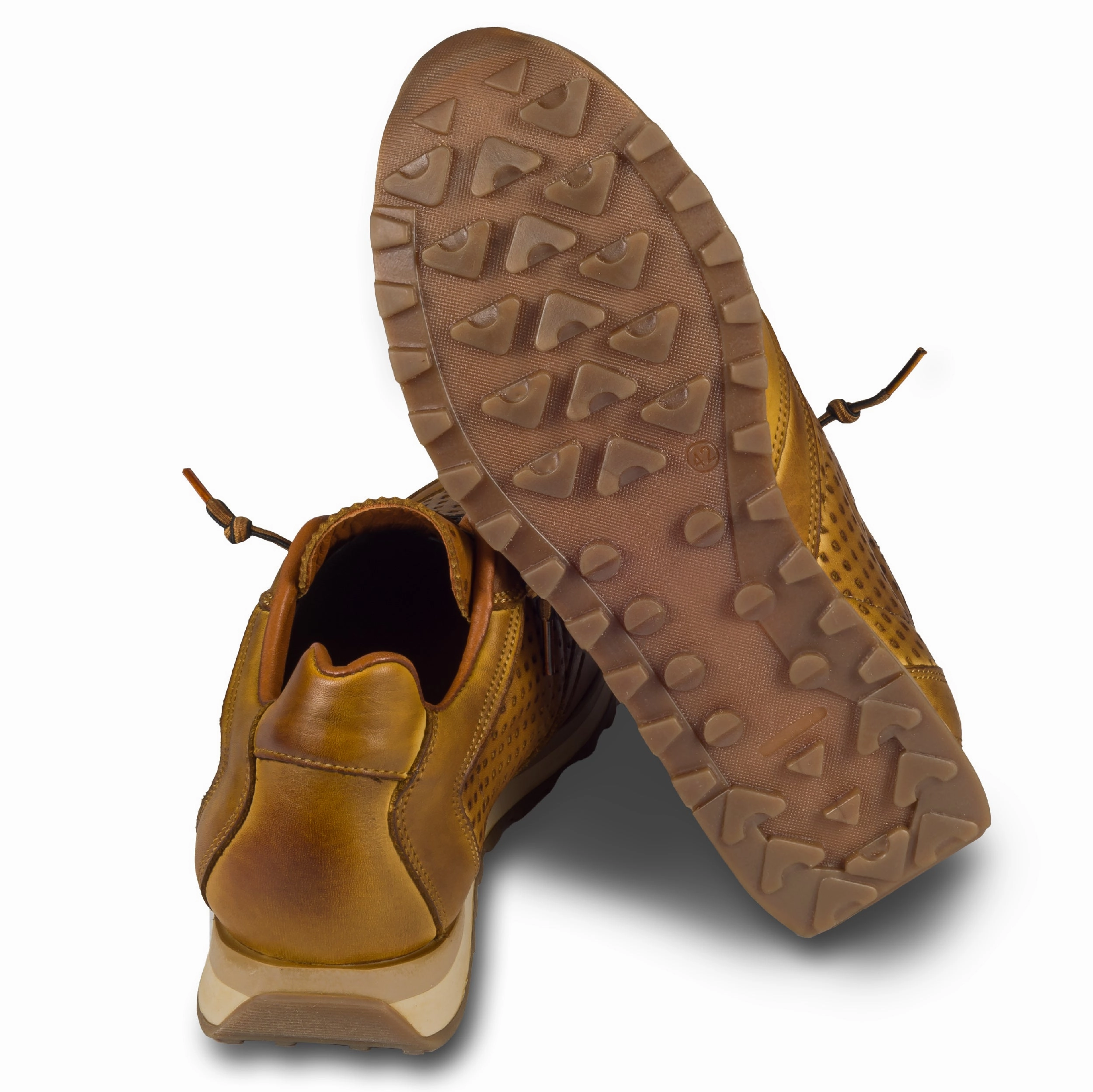 Shanghai Sneaker CETTI Sneaker Herren braun, Leder, C-848 - perforierte Optik (nature tin orujo) | Gr. 43 in Krze wieder erhltlich