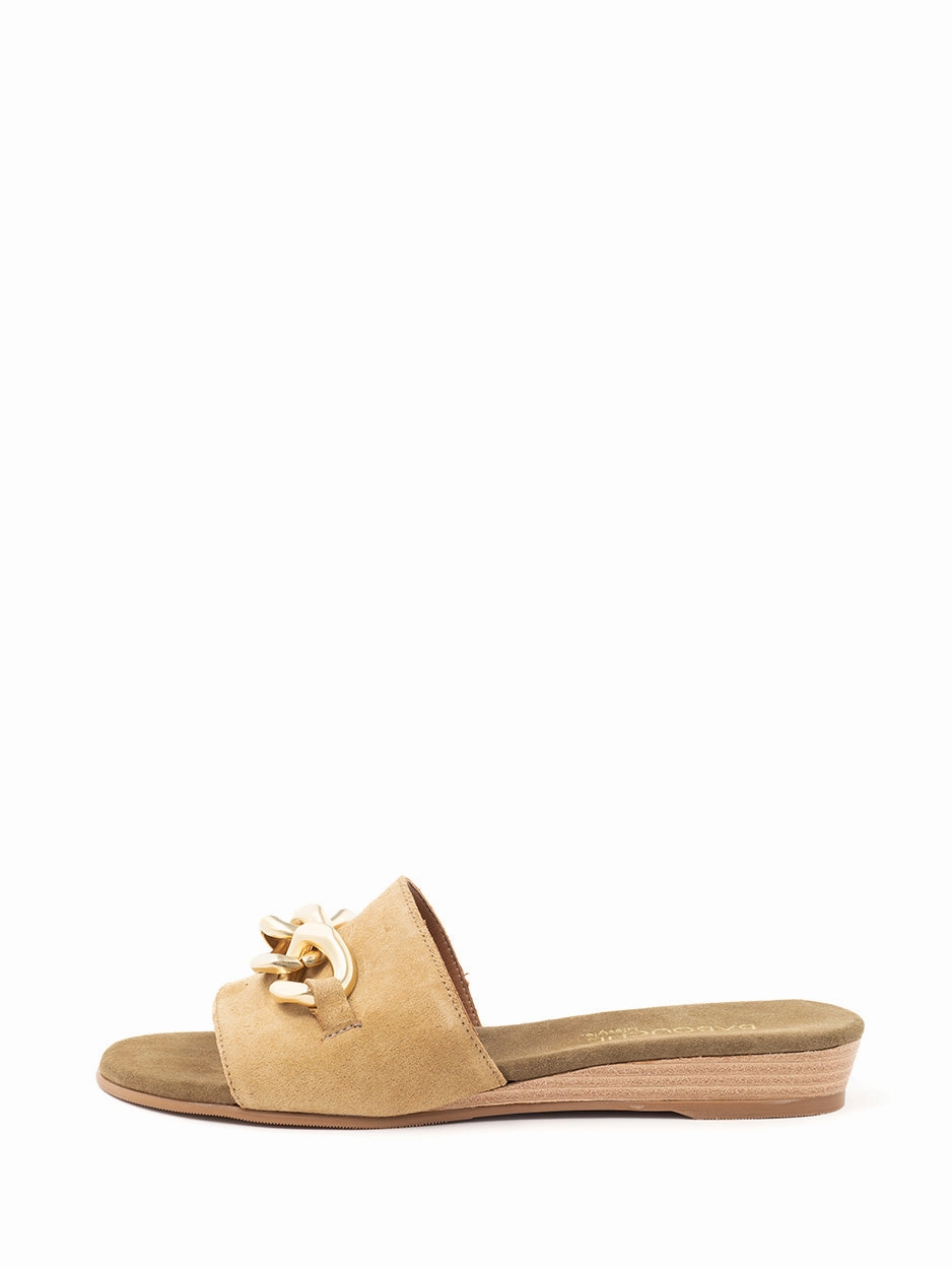 Sandalen Mit Absatz Für Schmale Füße Vive | Slipper Camel