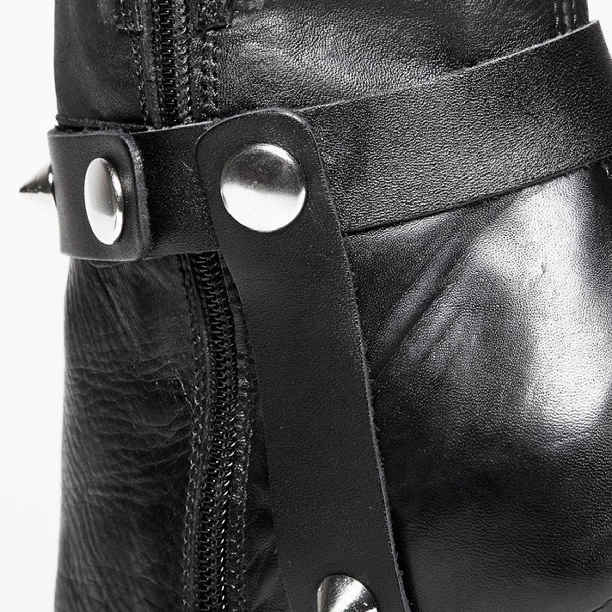 Görtz Stiefel Stiefelbnder mit Nieten im Sporen-Stil (P7)