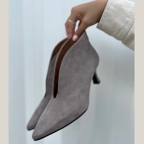 NEW SUS - BEIGE (TOPO) Extravagante Overknee Stiefel